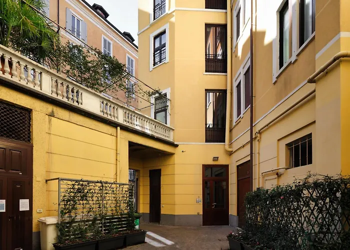 Just Urban Stays - Sunny 2Br Flat In The Heart Of - M2 And M4 Metro